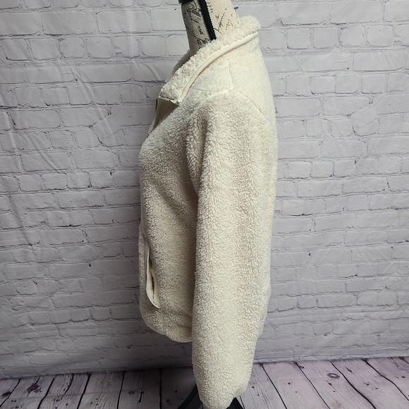 Adrienne Vittadini cozy warm pullover fleece. Medium. R - Picture 2 of 7